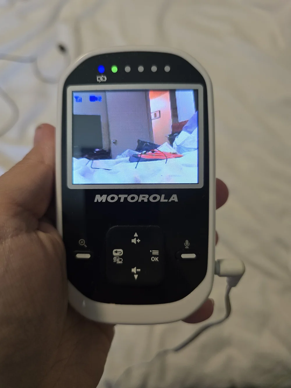 Motorola 5in. Video Baby Monitor with 2 Cameras & Parent Unit